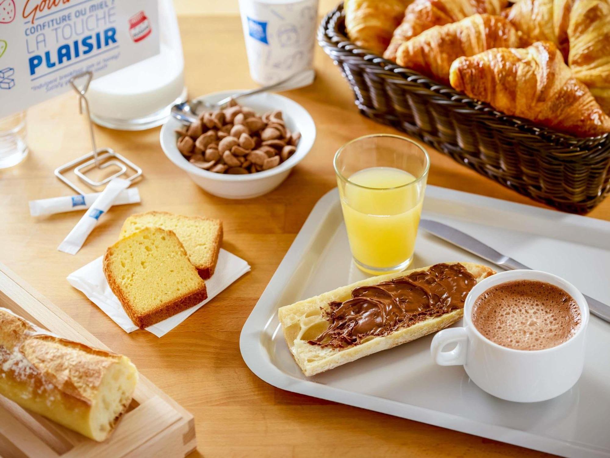 Ibis Budget Des Maures Hotel 3*