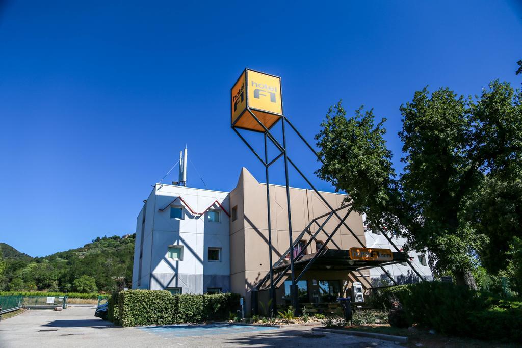 Hotelf1 Le Luc Des Maures Le Cannet-des-Maures